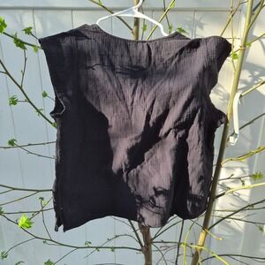 NWT Three Dots Women Black Double Gauze V-Neck Cap Sleeve Top Blouse Medium NWT